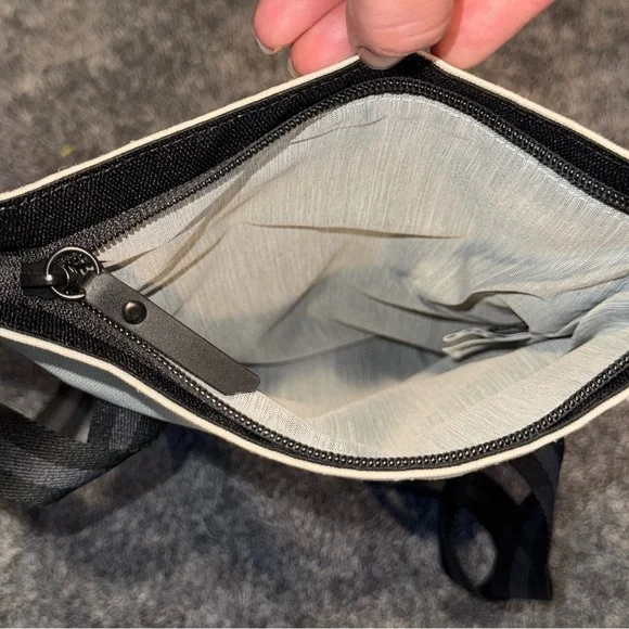 Sherpani Two-Tone Crossbody with Red Accent - Picture 4 of 7